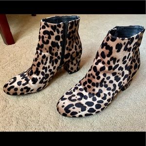 a.n.d. eawy Leopard Booties 8 1/2